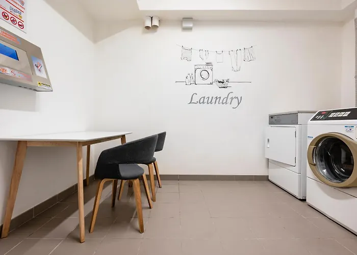 Vico Superiore Di Pellicceria - Le Di Bart *